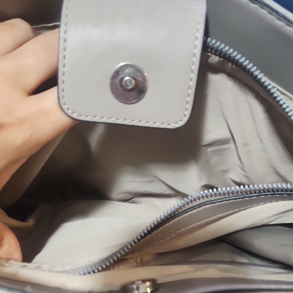 Nine West Gray/Taupe Purse - Picture 6 of 9